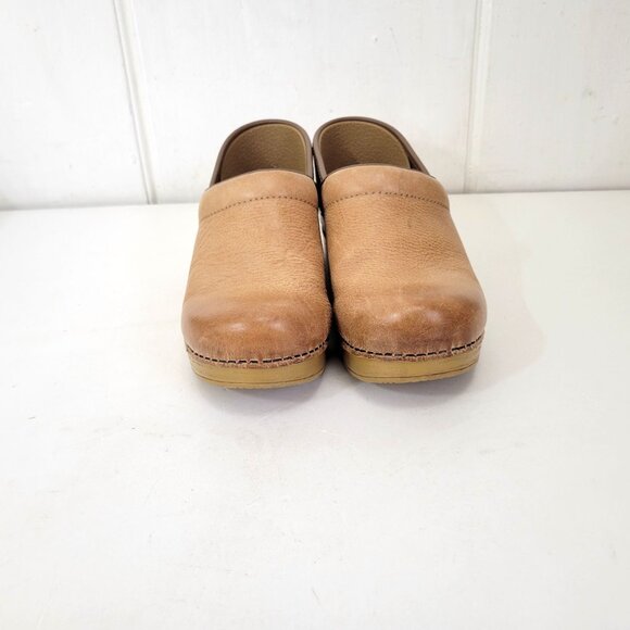 Dansko Professional Women's Honey Distressed Leather Clogs Size 39 EU US 7.5-8 - Picture 4 of 10